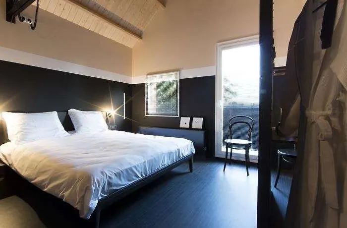 Hotel Design Modez 3*